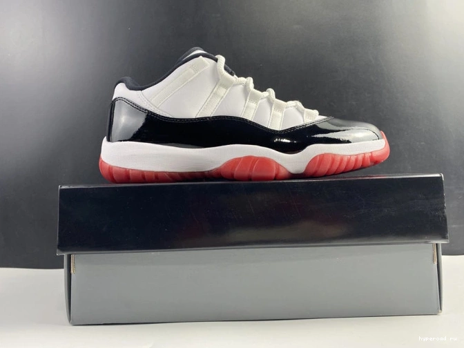 AV2187-160 11 Retro Jordan Air Low Concord Bred 1014